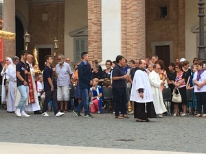 Eucharistic procession and rosary for the sick and disabled